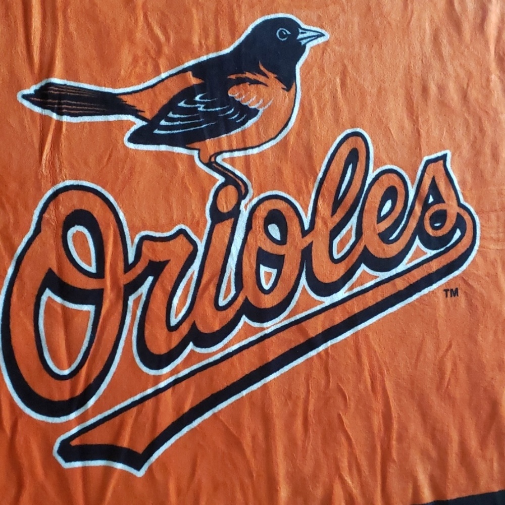 Baltimore Orioles  Throw - Picture 3 of 5
